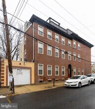 743 N 17th St in Philadelphia, PA - Building Photo - Building Photo