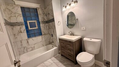 6938 S Green St in Chicago, IL - Building Photo - Building Photo