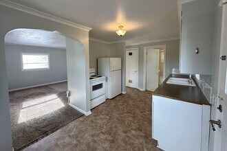 2505 Baker Ave in Everett, WA - Building Photo - Building Photo