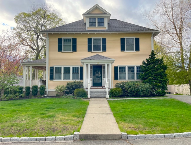 property at 10 Berwick Rd