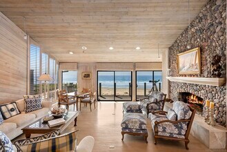 8510 El Paseo Grande in San Diego, CA - Building Photo - Building Photo