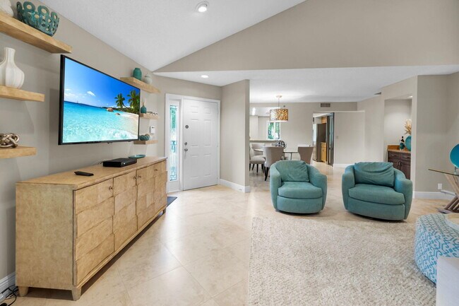15321 Strathearn Dr in Delray Beach, FL - Building Photo - Building Photo
