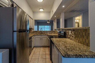 12921 Abrams Rd in Dallas, TX - Building Photo - Building Photo