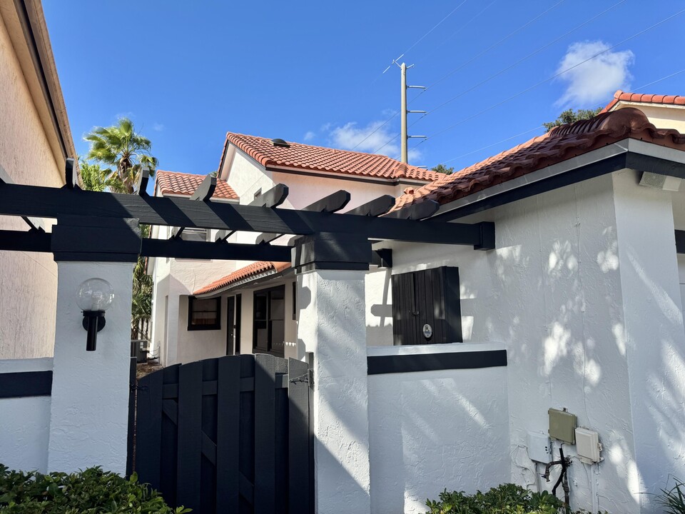 5527 Ashpon Ct in Boca Raton, FL - Building Photo