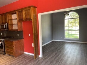 1323 E College St in Princeton, TX - Building Photo - Building Photo