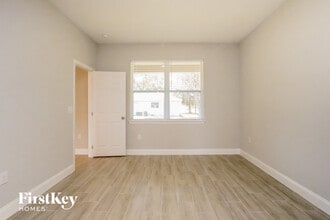 453 Magpie Ct in Poinciana, FL - Foto de edificio - Building Photo