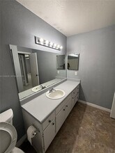 3450 Pinewalk Dr N in Margate, FL - Building Photo - Building Photo