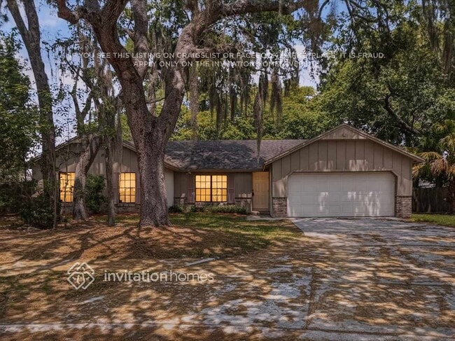 property at 2316 Dunbury Ct