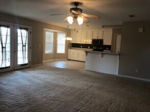 216 Windsor Garden Dr in Enterprise, AL - Building Photo - Building Photo
