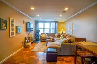 21 Fairview Ave in Tuckahoe, NY - Building Photo - Building Photo