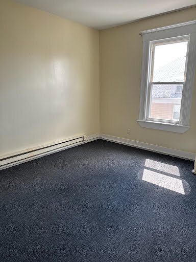 1511 Pembroke St, Unit 6 in Bridgeport, CT - Building Photo - Building Photo