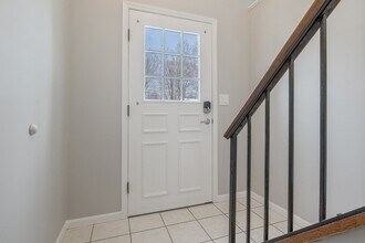 4210 Trotwood Ln in Clay, NY - Building Photo - Building Photo