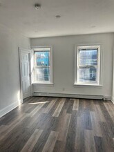 340 2nd St in Jersey City, NJ - Foto de edificio - Building Photo