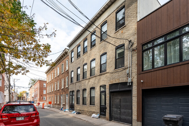 204 De La Salle Rue in Québec, QC - Building Photo - Primary Photo