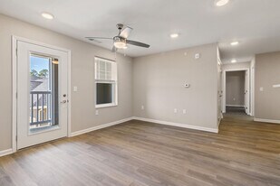 Rosemary Place in Freeport, FL - Building Photo