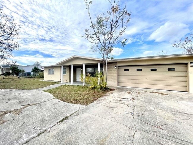 102 S Jefferson St in Beverly Hills, FL - Building Photo - Building Photo