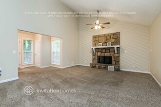 183 W Putnam Ferry Rd in Woodstock, GA - Foto de edificio - Building Photo