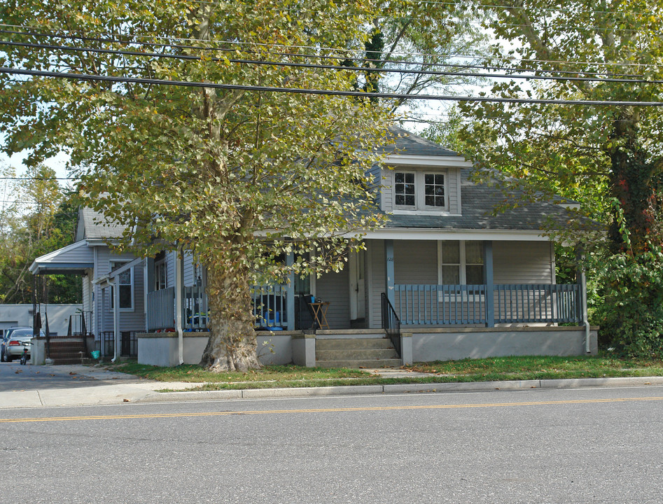 128 S Main St in Glassboro, NJ - Building Photo