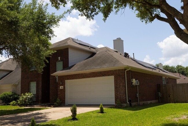 15611 Mustang Island Dr in Sugar Land, TX - Building Photo - Building Photo