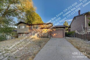 717 Raemar Dr in Colorado Springs, CO - Building Photo
