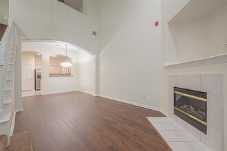 2710 Grants Lake Blvd in Sugar Land, TX - Building Photo - Building Photo