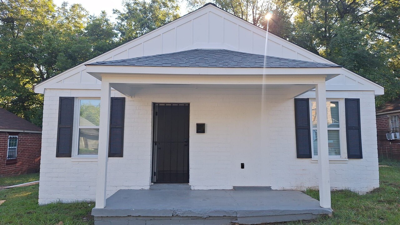 1630 S Orleans St in Memphis, TN - Foto de edificio