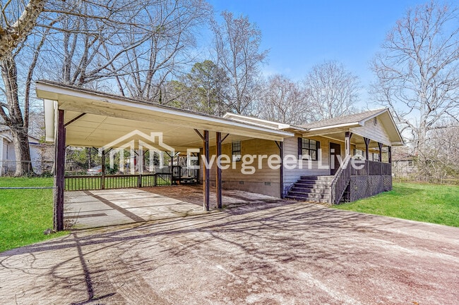 990 Stowe St in Birmingham, AL - Building Photo - Building Photo