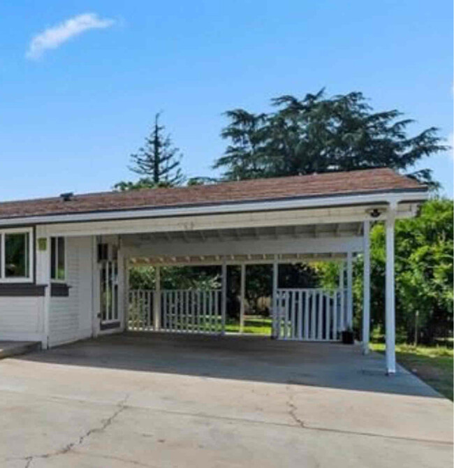 35133 Faith Dr in Yucaipa, CA - Building Photo - Building Photo