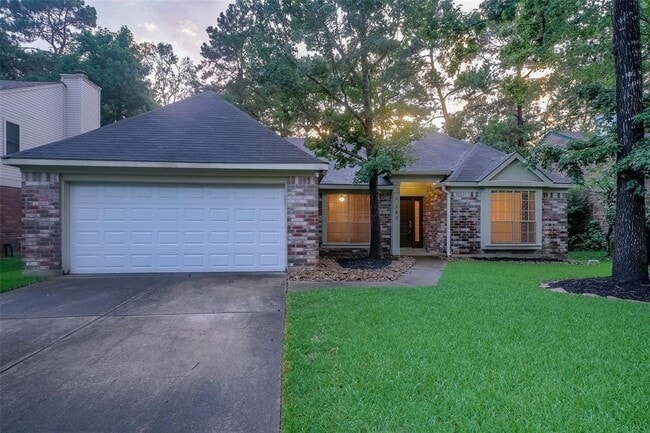 property at 143 W Village Knoll Cir