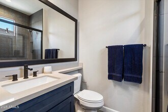 18166 E Juniper Oaks Dr in Scottsdale, AZ - Building Photo - Building Photo