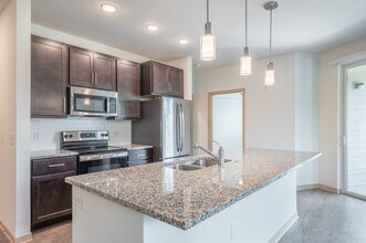 The Emerson in Madison, WI - Foto de edificio - Interior Photo