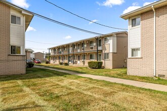 700 Harrison Blvd in Lincoln Park, MI - Building Photo - Building Photo