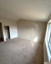 4690 Brittany Ct in Reno, NV - Building Photo - Building Photo