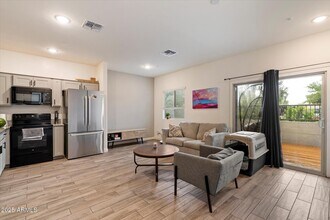 2259 W Harmont Dr in Phoenix, AZ - Building Photo - Building Photo