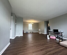 361 Dupuis Dr in Clarksville, TN - Building Photo - Building Photo