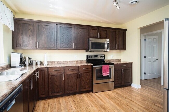 property at 11839 Parliament St