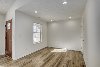 1217 Sparta Dr in Amelia, OH - Building Photo - Building Photo