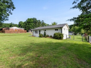 314 w Indiana ave in Bessemer City, NC - Building Photo - Building Photo