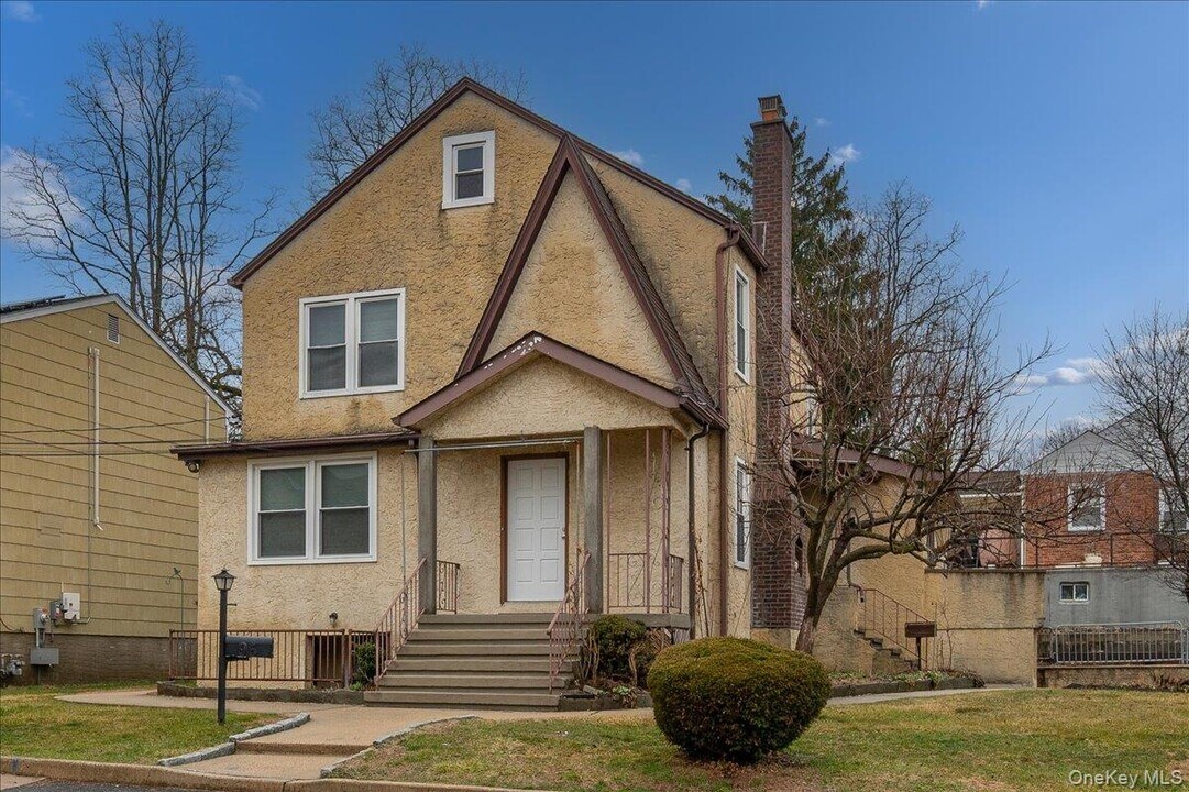 95 King St in Pleasantville, NY - Building Photo