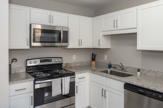 2248 S Roxboro St in Durham, NC - Building Photo - Building Photo