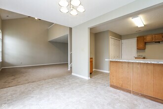 1457 Green Spring Way in Greenwood, IN - Building Photo - Building Photo