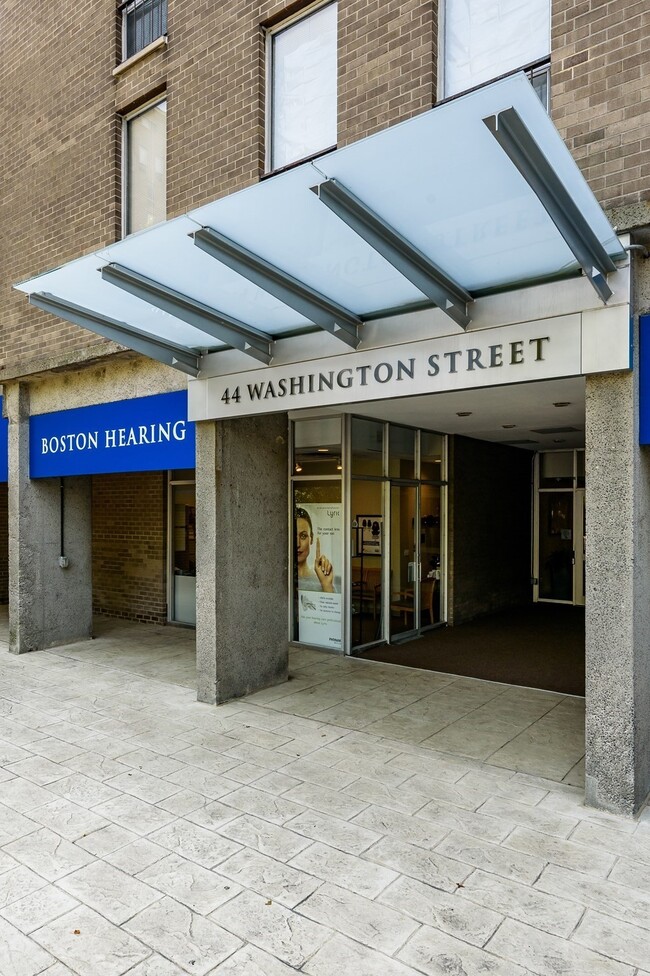 property at 44 Washington St