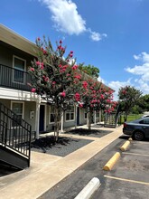 North Park Apartments in Brenham, TX - Building Photo - Floor Plan