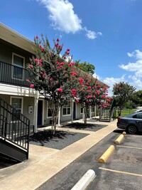 North Park Apartments in Brenham, TX - Building Photo - Floor Plan