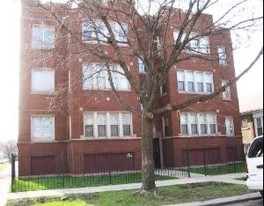 6054 S Albany Ave Apartments