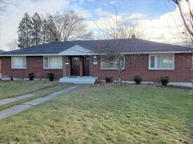 1423-1425 W Glass Ave in Spokane, WA - Building Photo