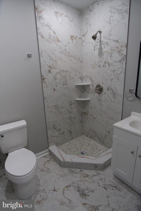 630 Brooklyn St in Philadelphia, PA - Building Photo