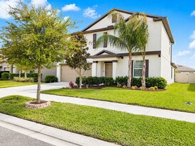 31764 Sun Kettle Lp in Zephyrhills, FL - Building Photo