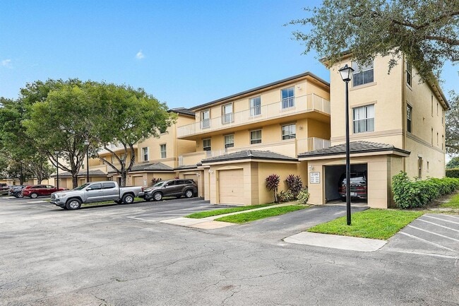 property at 2100 Greenview Shores Blvd
