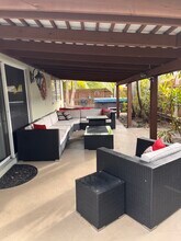 5631 NE 16th Ave in Fort Lauderdale, FL - Building Photo - Building Photo